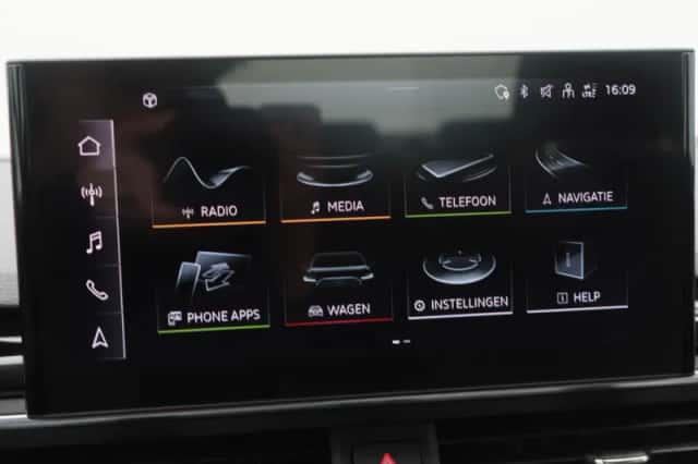 Audi A4 (2019) thumbnail 23