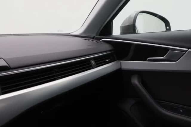Audi A4 (2019) thumbnail 31