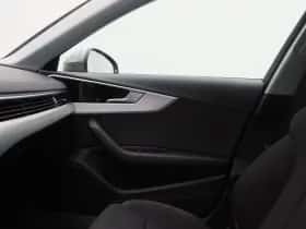 Audi A4 (2019) thumbnail 32