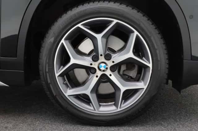 BMW X1 (2019) thumbnail 13