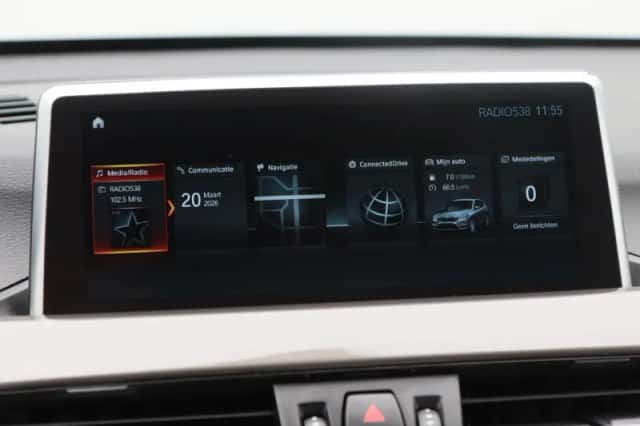 BMW X1 (2019) thumbnail 24