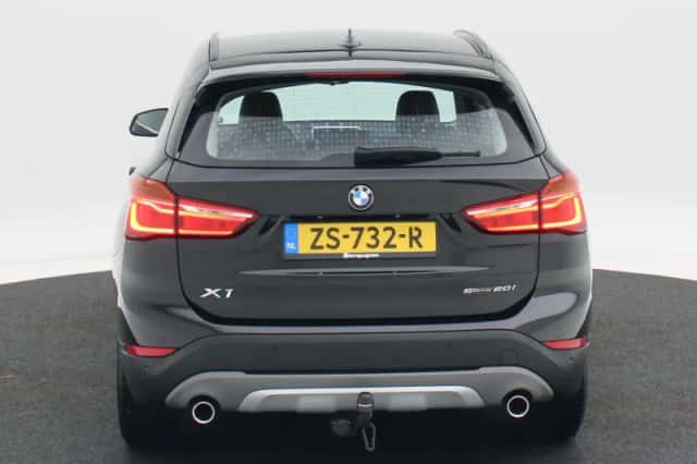 BMW X1 (2019) thumbnail 6