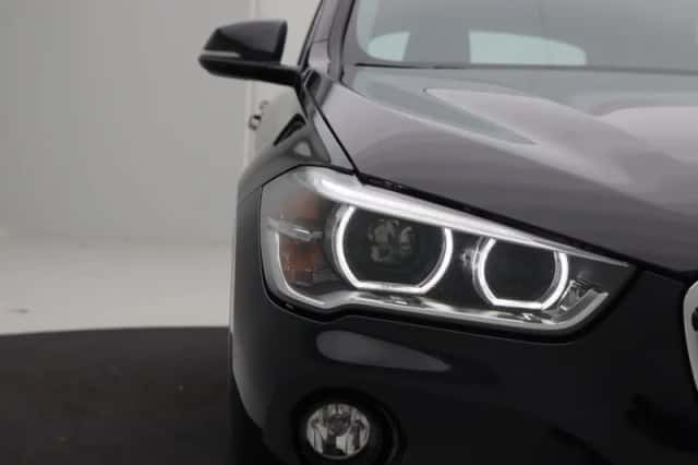BMW X1 (2019) thumbnail 10