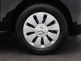 Volkswagen Up! (2023) thumbnail 11