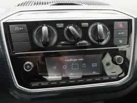 Volkswagen Up! (2023) thumbnail 19