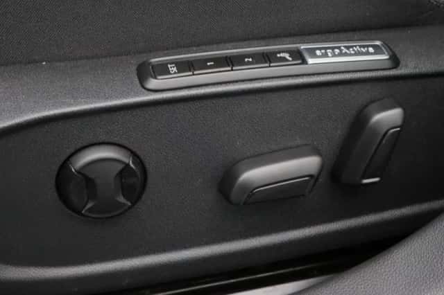 Volkswagen Golf (2020) thumbnail 20