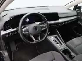 Volkswagen Golf (2020) thumbnail 3