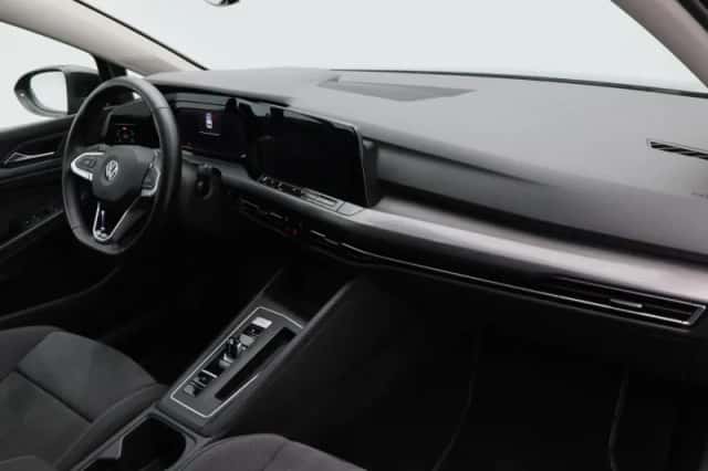 Volkswagen Golf (2020) thumbnail 35