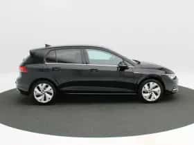 Volkswagen Golf (2020) thumbnail 6