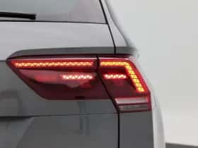 Volkswagen Tiguan (2019) thumbnail 16