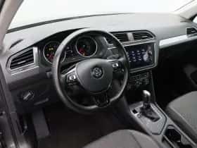 Volkswagen Tiguan (2019) thumbnail 3