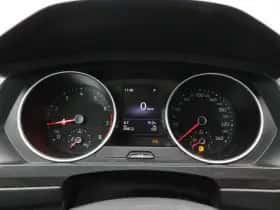 Volkswagen Tiguan (2019) thumbnail 24
