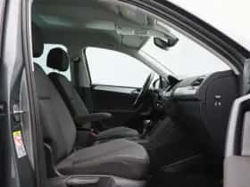 Volkswagen Tiguan (2019) thumbnail 37