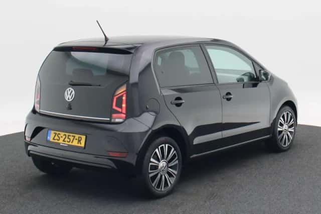 Volkswagen Up! (2019) thumbnail 2