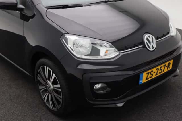 Volkswagen Up! (2019) thumbnail 12