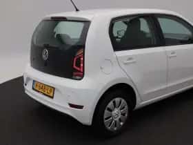 Volkswagen Up! (2020) thumbnail 15