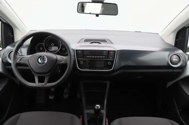 Volkswagen Up! (2020) thumbnail 25