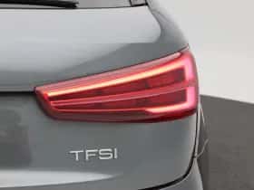 Audi Q3 (2018) thumbnail 12