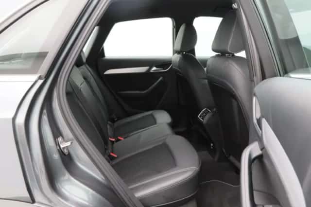 Audi Q3 (2018) thumbnail 37
