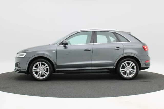 Audi Q3 (2018) thumbnail 7