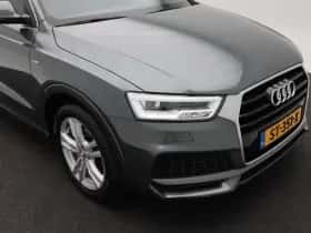 Audi Q3 (2018) thumbnail 9