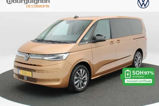 Volkswagen Multivan (2023) thumbnail 1