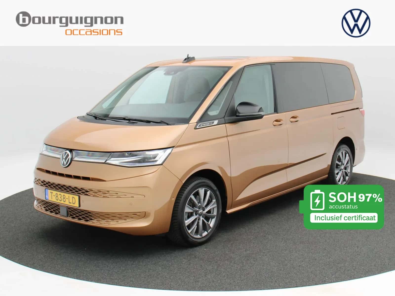 Volkswagen Multivan (2023) — foto 1