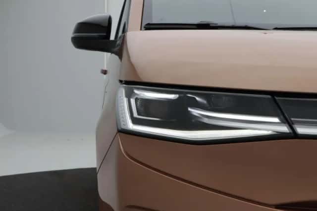 Volkswagen Multivan (2023) thumbnail 11