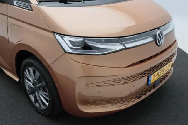 Volkswagen Multivan (2023) thumbnail 13
