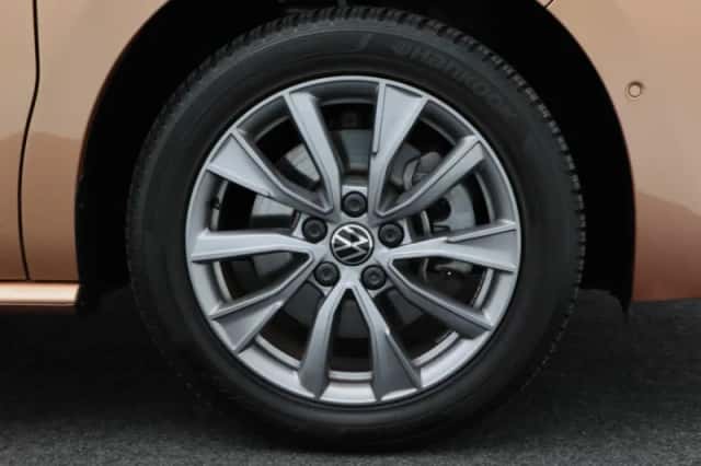 Volkswagen Multivan (2023) thumbnail 14