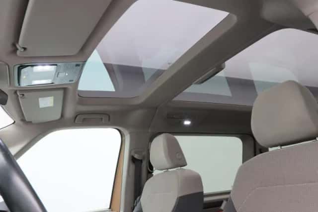 Volkswagen Multivan (2023) thumbnail 22