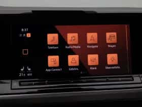 Volkswagen Multivan thumbnail 27