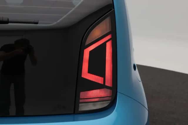 Volkswagen Up! (2021) thumbnail 12