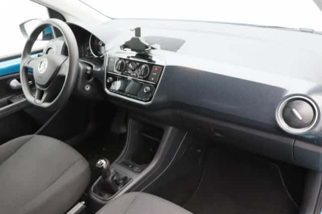 Volkswagen Up! (2021) thumbnail 28