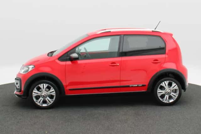 Volkswagen Up! (2018) thumbnail 7
