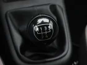 Volkswagen Up! (2018) thumbnail 10
