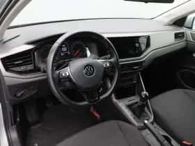 Volkswagen Polo (2021) thumbnail 3
