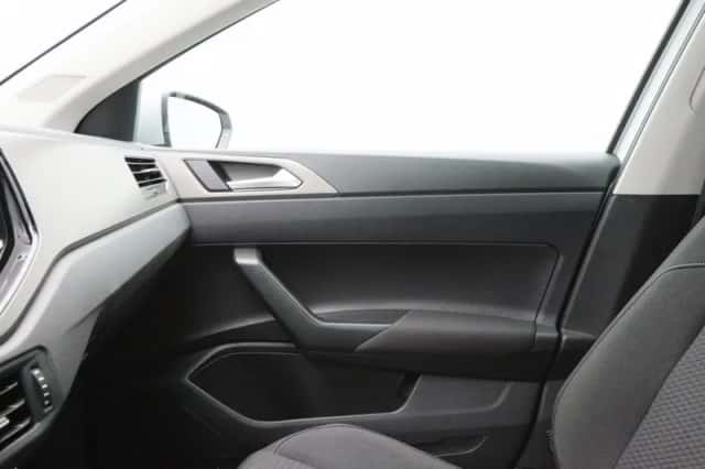 Volkswagen Polo (2021) thumbnail 31