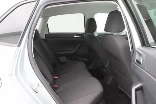 Volkswagen Polo (2021) thumbnail 35