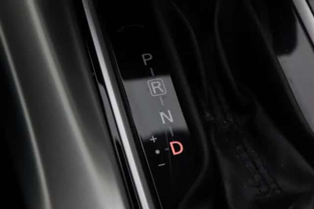 Mitsubishi Eclipse Cross (2018) thumbnail 27