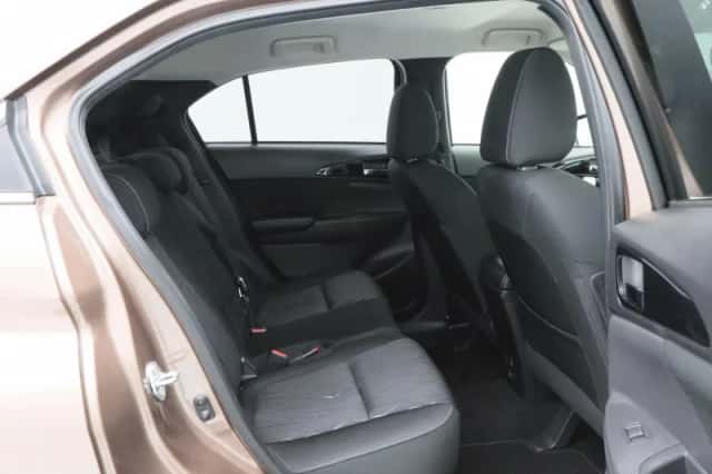 Mitsubishi Eclipse Cross (2018) thumbnail 33