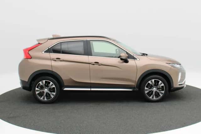 Mitsubishi Eclipse Cross (2018) thumbnail 6