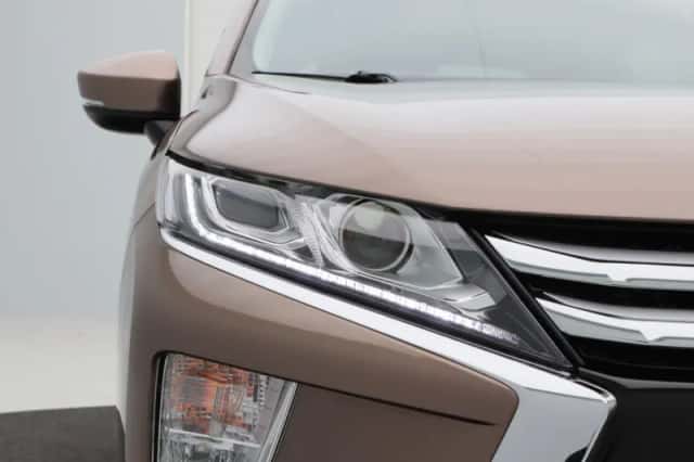 Mitsubishi Eclipse Cross (2018) thumbnail 8