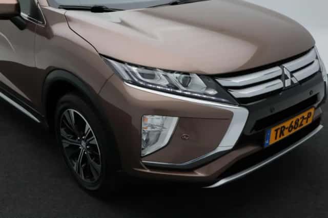 Mitsubishi Eclipse Cross (2018) thumbnail 10