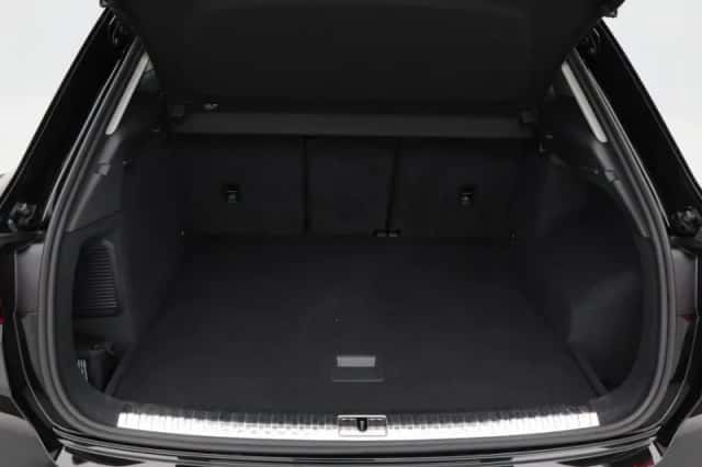 Audi Q3 (2023) thumbnail 15
