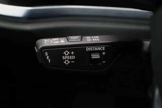 Audi Q3 (2023) thumbnail 23