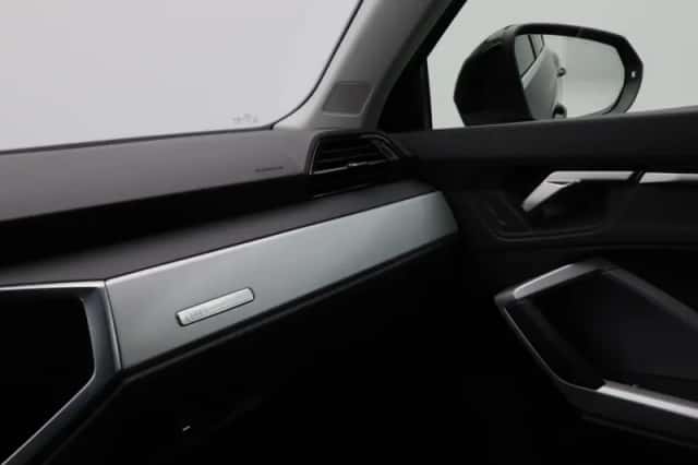 Audi Q3 (2023) thumbnail 34