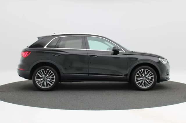 Audi Q3 (2023) thumbnail 6