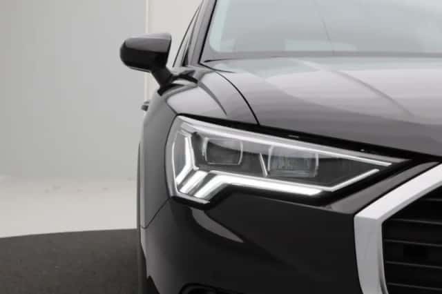 Audi Q3 (2023) thumbnail 8