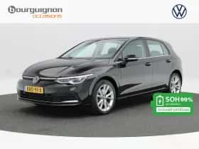 Volkswagen Golf (2023)